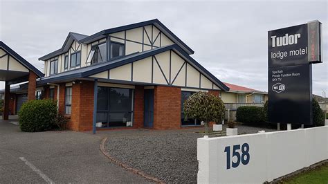 tudor motor lodge|tudor lodge motel hawera.